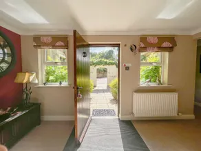 GELTSDALE GARDEN APARTMENT, Wetheral, Nr Carlisle. En stuga som rymmer 4 gäster i 2 sovrum - Image 5