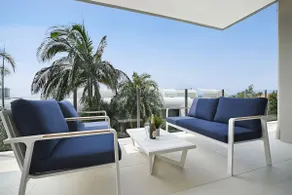 Coastal Chic with Heated Pool, Quiet Location - Image 3