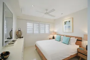 Coastal Chic with Heated Pool, Quiet Location - Image 4