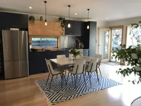 Cottesloe Beach Shack Barwon Heads - Image 3