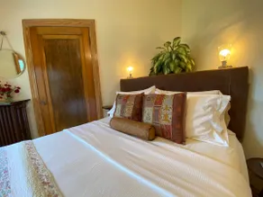 Shaw Guest Suite: Belle on Tower Grove Park - Image 3