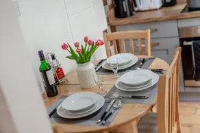 2 Bed in Whitby oc-w301 - Image 4