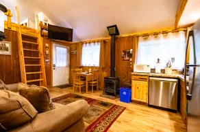 Alpen Way Chalet Mountain Lodge - Image 3