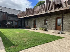 Vale Chestnut - Cosy cottage with mountain view - Image 3