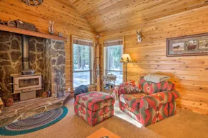 Cabin < 2 Mi to Tahoe Donner Downhill Ski Resort - Image 4