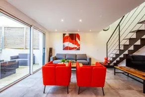 Modern beach house with large terrace - Image 5