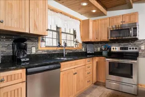 SG18- Private, Log Home! Hot Tub! Dolly Sods Access! Pets ok! - Image 3