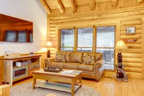 Pigeon Forge Vacation Rental: 1 Mi to Dollywood - Image 4