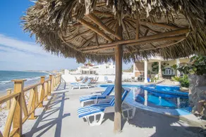 Sandcastle Beachfront Villa with Pool - Image 4