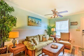 Near Beach & Golfing: Port Aransas Condo w/ Deck - Image 4