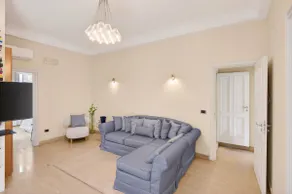 Family 2 bedroom Apartment Terrace Sorrento Centre - Image 2
