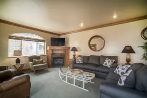 Family Vacation~Heated In/Out Pool, Tubing & Ice Skating Villa 2090 - Image 3