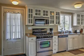 Peaceful Waterfront Apt w/ Deck, 22 Mi to Portland - Image 4