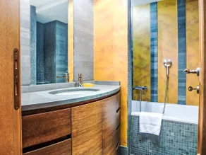Apartment Chesa Sonnalpine B 52 by Interhome - Image 5
