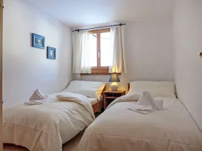 Apartment Chesa Fuolla Verda A8 by Interhome - Image 3