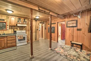 Remote Kentucky Cabin w/ Fire Pit & 2 Ponds - Image 5