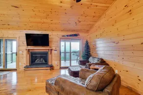 Private Hot Tub: Gatlinburg Cabin in the Clouds - Image 4
