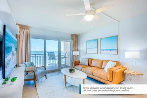 Beautiful direct ocean front beach access condo - Image 5