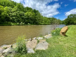 Mai 50 $ OFF 3-6 Nächte, wenn Sie online buchenRiver Access, Tierfreundlich, Blick auf den Fluss und den Fluss, Billardtisch, Kamin, WLAN, Flachbildfernseher - Image 2