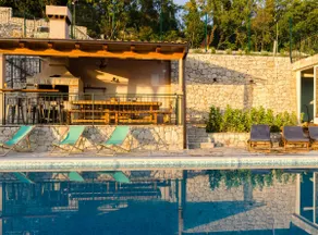 Villa Falcon Rook - Image 2