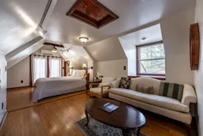Balcony Suite at White Lotus Eco Spa Retreat - Image 3