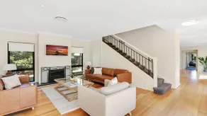 WINEDOWN - THE VINTAGE HOLIDAY HOUSES - Image 2