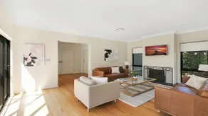 WINEDOWN - THE VINTAGE HOLIDAY HOUSES - Image 4
