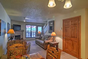 Red River Home w/ 2 Balconies - 1 Block to Main St - Image 5