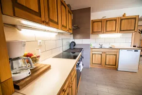 Valley View Holiday Home with Sauna Mrak - Image 5