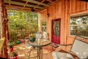 Relax & Rejuvenate at Romantic Enchanted Cottage - Image 4