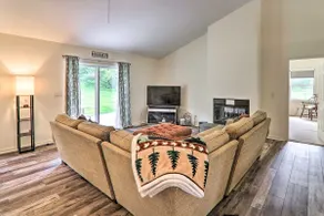 Private Dog-Friendly Home: 3 Mi to Elk Mountain - Image 4