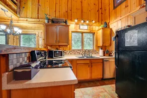 Relax Fireside! Hot Tub Haven on Table Rock Lake - Image 5
