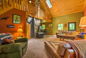 Waterfront Cabin on Trout Lake w/ Private Dock! - Image 5