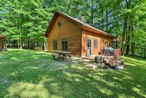 Waterfront Cabin on Trout Lake w/ Private Dock! - Image 4