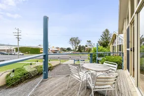 Cloud Nine - central Apollo Bay, walk everywhere - Image 2
