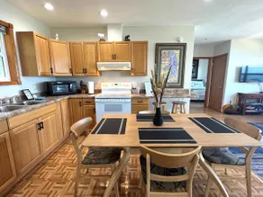 The Old Goat Inn, Wonderful Cottage på Flathead Lake - Image 5