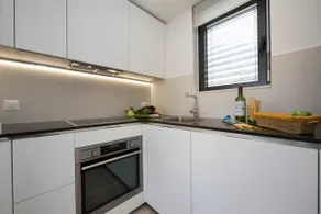 Urban Apartment Paradiso with Balcony and Parking - Happy Rentals - Image 3