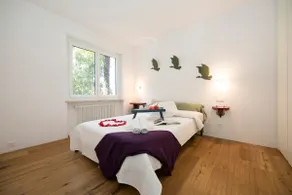 Charm Apartment with Balcony and Parking - Happy Rentals - Image 4