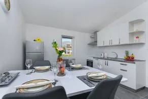 Apartment Heaven - Image 4