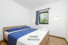 A-2228-a Two-room apartment with a terrace - Image 4