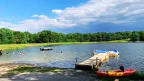 Summer Deal! | Lakefront, Hot Tub, Kayaks, Pets - Image 4