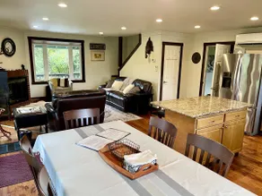 Avenue of the Giants River View Home (#1) - Image 2