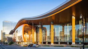 Walk to Nissan Stadium + 2 FREE Parking Spots - Image 5