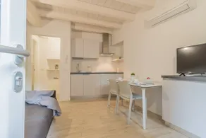Little Nest Flat - Image 3