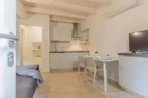 Little Nest Flat - Image 2