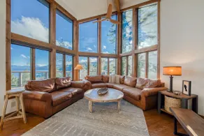 NOUVELLE LISTE - Superbes vues sur le lac dans ce 4BR avec bain à remous et plage privée - Image 4