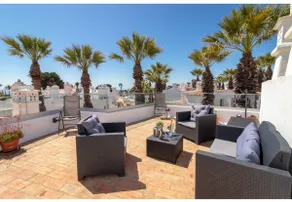 2 camere da letto, piscina comune, 400m alla spiaggia e centro città, ideale per famiglie - Image 2