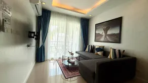 6-39 - 2 Bdr Condo With Balcony and Shared Pool - Image 3