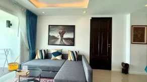 6-39 - 2 Bdr Condo With Balcony and Shared Pool - Image 5