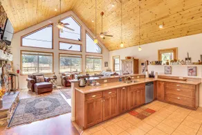 NY! Vis Low Area Cabin m / Game Room & Horse Penner! - Image 3